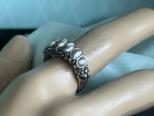 NUEVO Anillo Carolyn Pollack Relios 5 Piedras Blanco Howlita Banda Talla 8 HECHO EN EE. UU. - Imagen 5 de 10