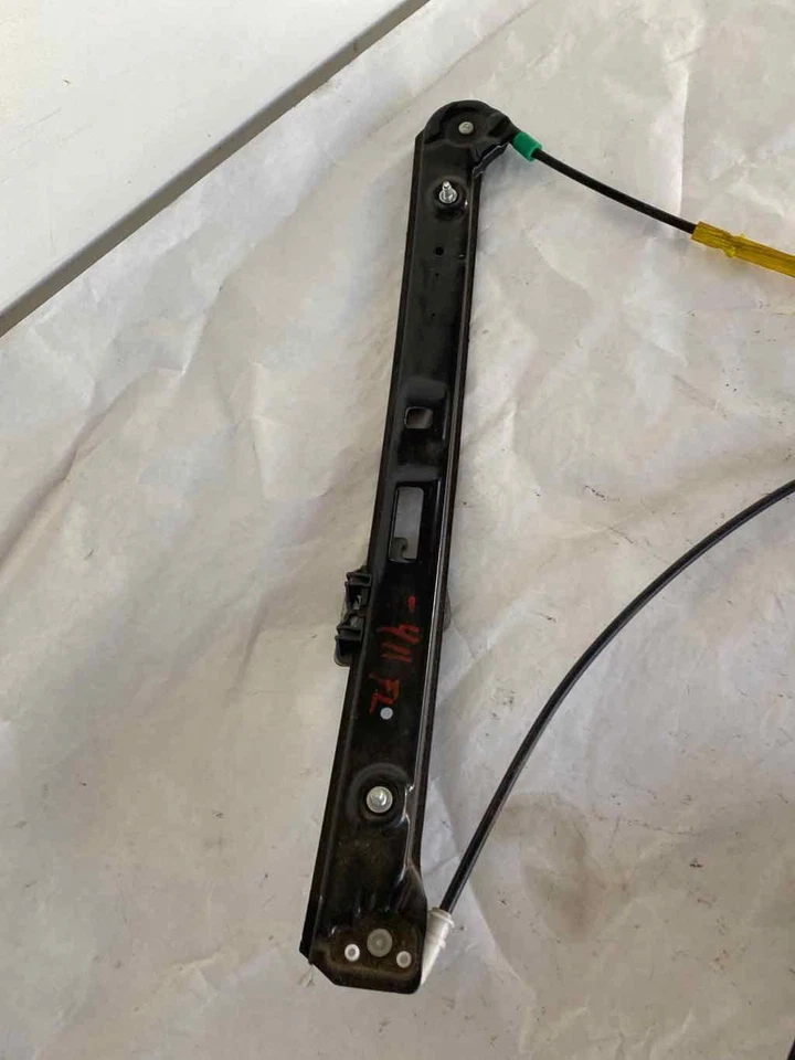 BMW 330I sedán 2001-2005 3,0 L regulador de puerta delantera lado del conductor izquierdo LH A/T T Foto 3 de 4