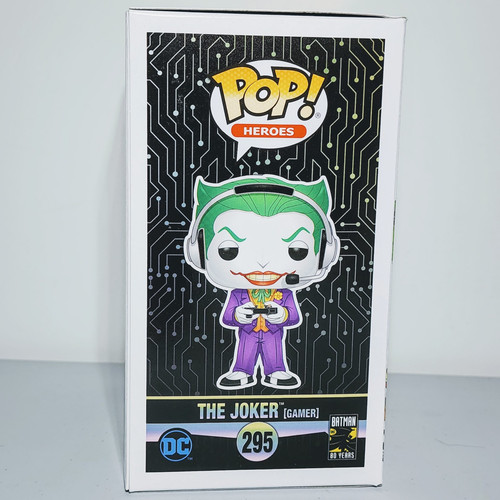 Funko Pop Heroes: Batman - The Joker (Gamer) #295 GameStop Exclusive - Bild 4 von 7
