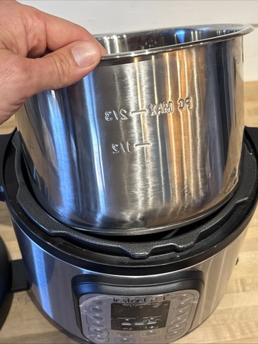 Instant Pot IP-DUO60 V3 6 qt. 7-in-1 Electric Pressure Cooker - Black/Silver - Picture 3 of 6