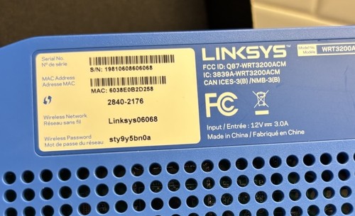 Linksys WRT3200 ACM Dual-Band Wi-Fi Router w/ Power Cord & Box - Picture 9 of 18