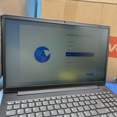 Lenovo V15 G4 ABP Laptop 15.6" FHD AMD R3 7330U 2.3GHz 16GB 256GB W11H - Picture 3 of 5