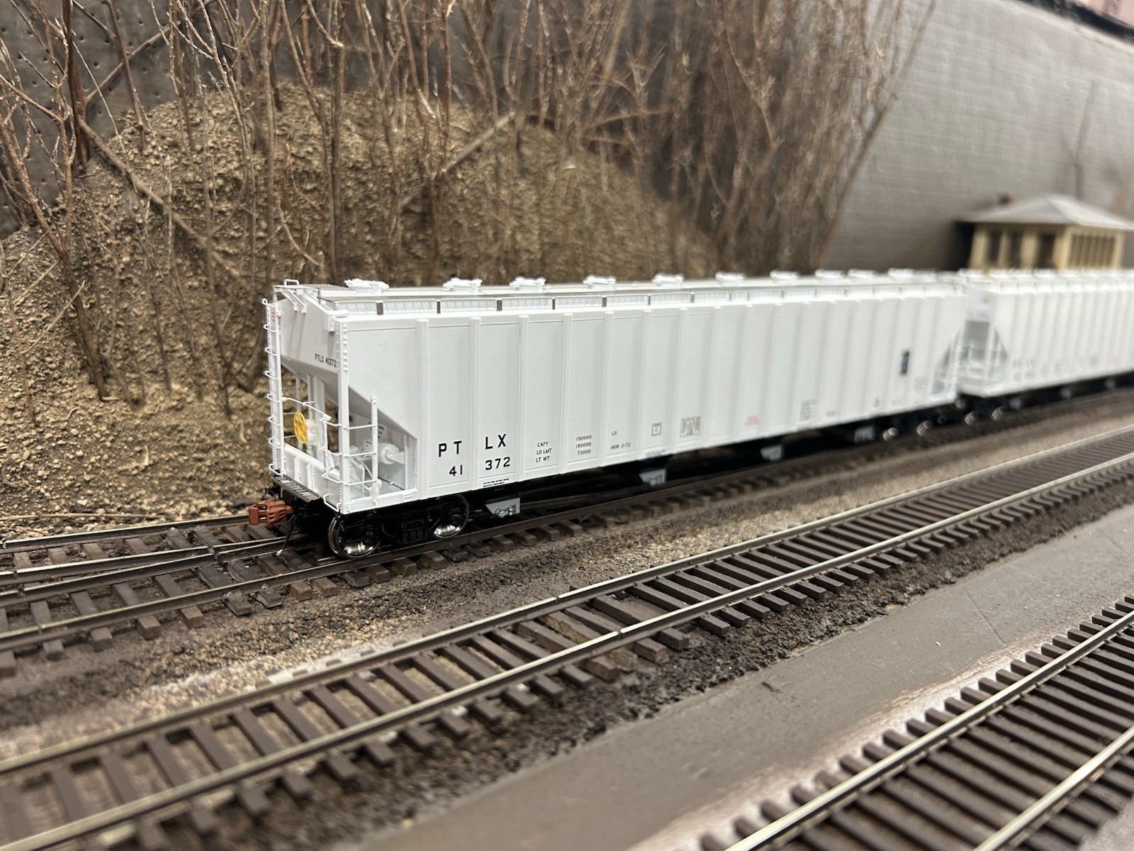 Picture 2 of 3