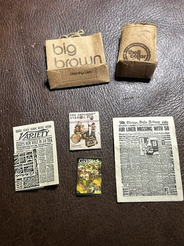Vintage1:12 Scale Miniature Shopping Bags And Newspapers - Picture 3 of 8