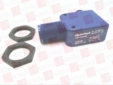 TELEMECANIQUE SENSORS VM1PNOQ / VM1PNOQ (NEW IN BOX)