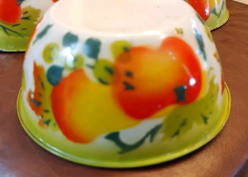 3- Enamelware Graniteware Bowls Metal Hand Painted Fruit Small 6 1/2" Vintage - Picture 2 of 8