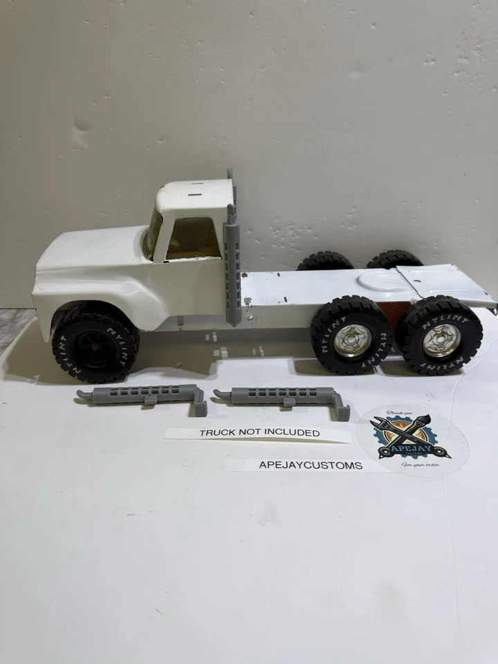 2 new gray mufflers Nylint Pressed Steel semi tuck. Tractor trailer - Image 2 of 4