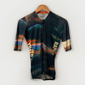 美品 Rapha ProTeam Flyweight Jersey S ネイビー Rapha Flyweightコレクション 超軽量かつ最高の通気性を持つ