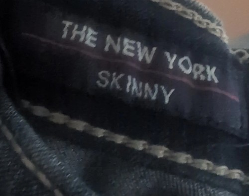 Vigoss Jeans Sz 4 Toddlers 4T Denim Distressed New York Skinny Dark Wash Adjusta - Picture 4 of 16