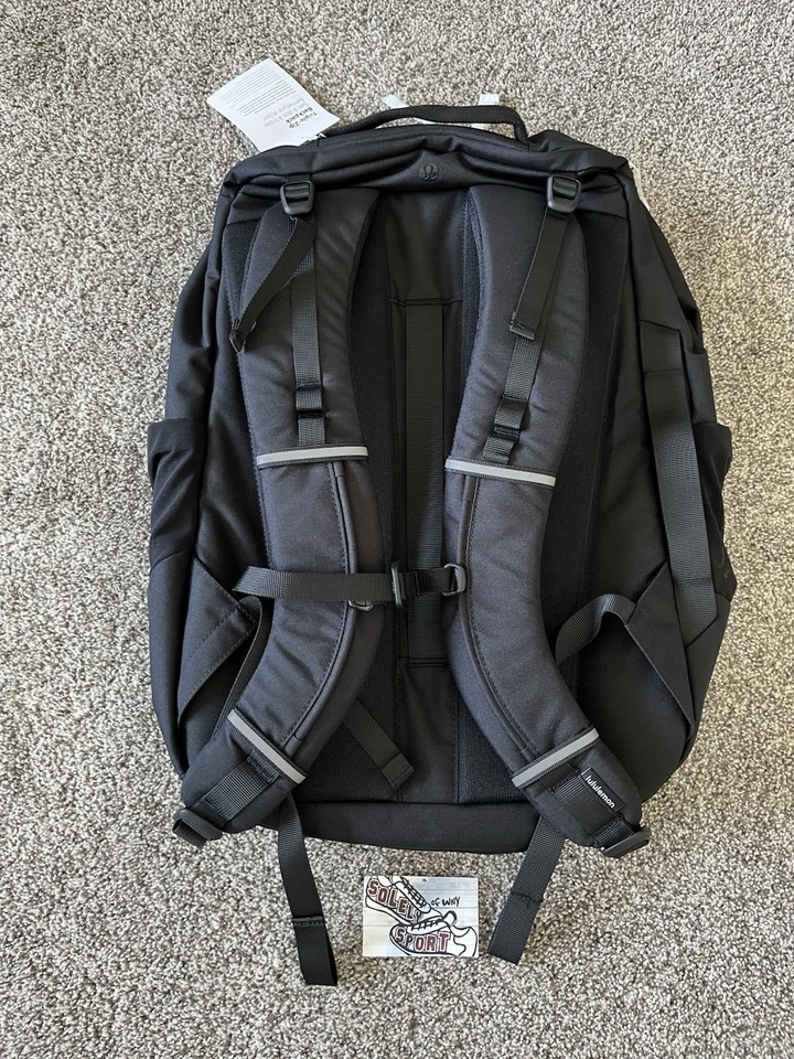 $128 Nueva Mochila Lululemon Triple Cremallera 28L Negra Viaje Diario Bolso Unisex Foto 4 de 4