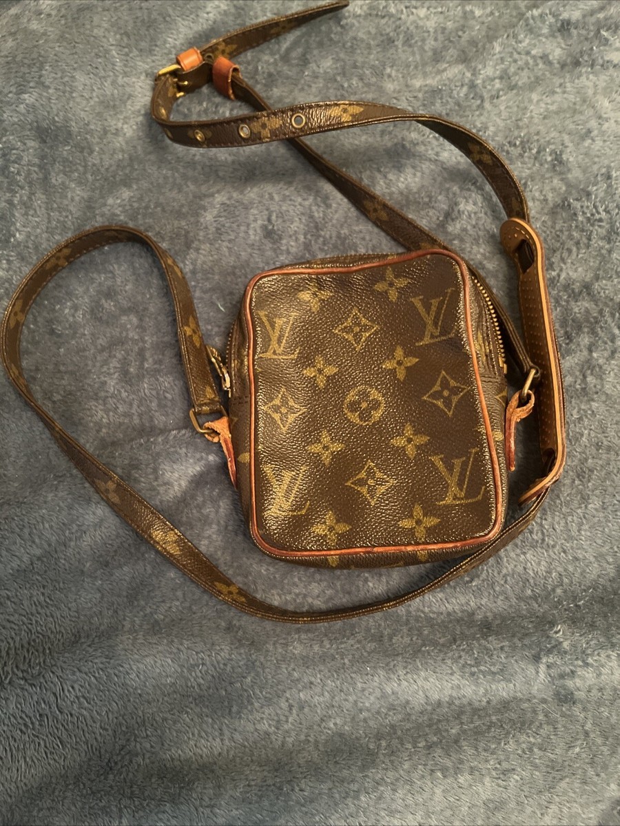 お洒落で実用的【LOUIS VUITTON】Danube G69 モノグラム バッグ Lv Danube Crossbody Danube G69 Bags And Small Leather Goods