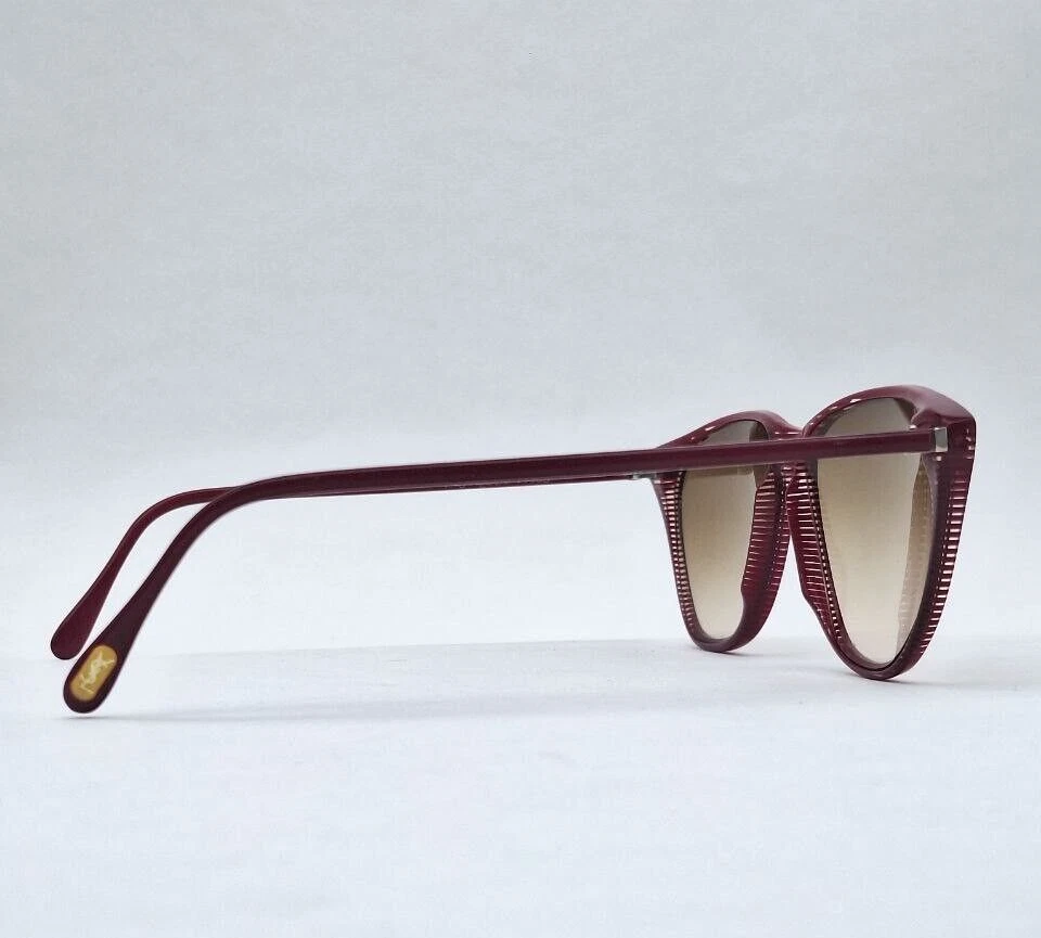 Gafas de sol vintage años 90 Yves Saint Laurent YSL 402-18-140 hechas en Francia Foto 3 de 4