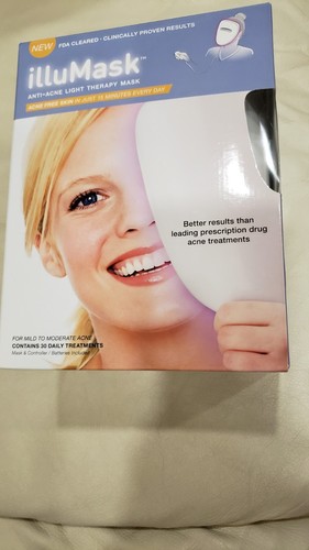 IlluMask Anti-Acne Light Therapy Mask
