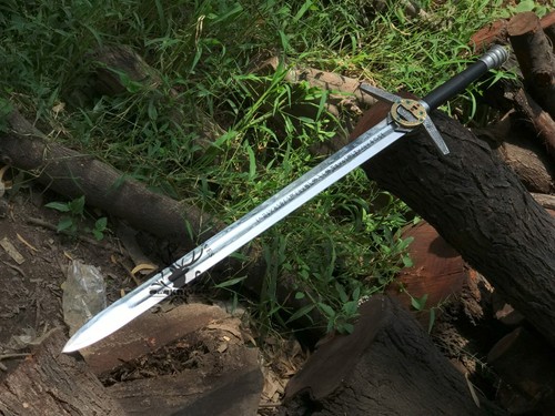 The Witcher 3 Geralt von Rivia Silberschwert limitierte Auflage Replik mit Scheide - Bild 10 von 11