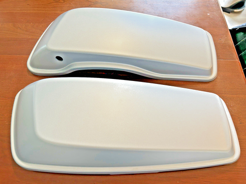 Tapas de alforja Harley-Davidson Barracuda Silver Denim usadas para Road Glide - Imagen 1 de 11