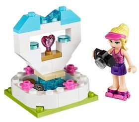 LEGO Friends Polybag #30204/WISH FOUNTAIN w/unique STEPHANIE Mini-doll   NISP