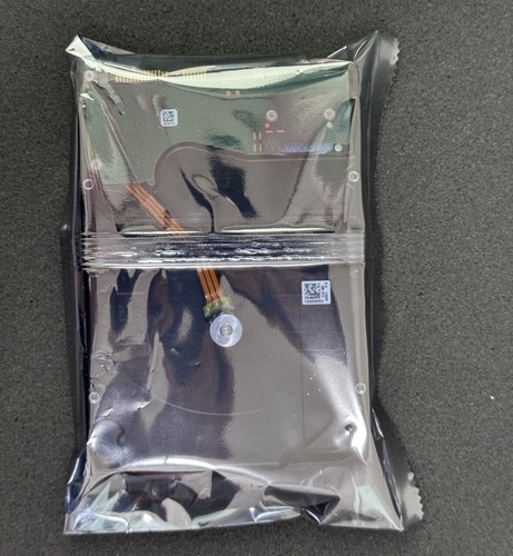 Seagate IronWolf Pro ST14000NT001 14TB 7.2K SATA 6Gbps 3.5" NAS Hard Disk Drive - Picture 3 of 4