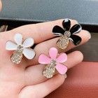 Rhinestone Flower Car Air Freshener Diffuser Air Outlet Perfume Clip Accessories