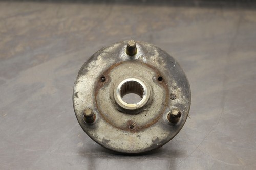 1984 Yamaha Tri Moto 225 YTM225DX REAR BACK WHEEL LEFT HUB X827 - Picture 3 of 4