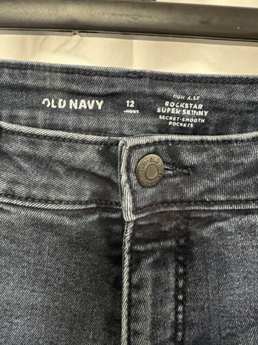 Old Navy High Rise Rockstar Super Skinny Jeans Blue Medium Dark Wash 12S or 12P - Picture 2 of 4