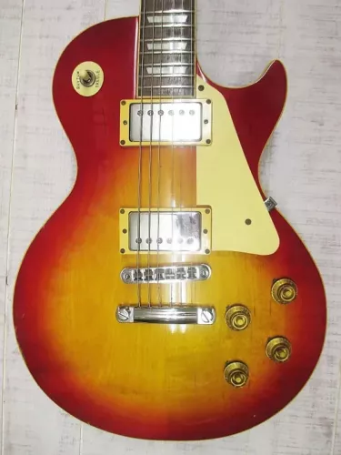 Greco 1977 EG700 Les Paul Standard Ebony Fretboard MIJ