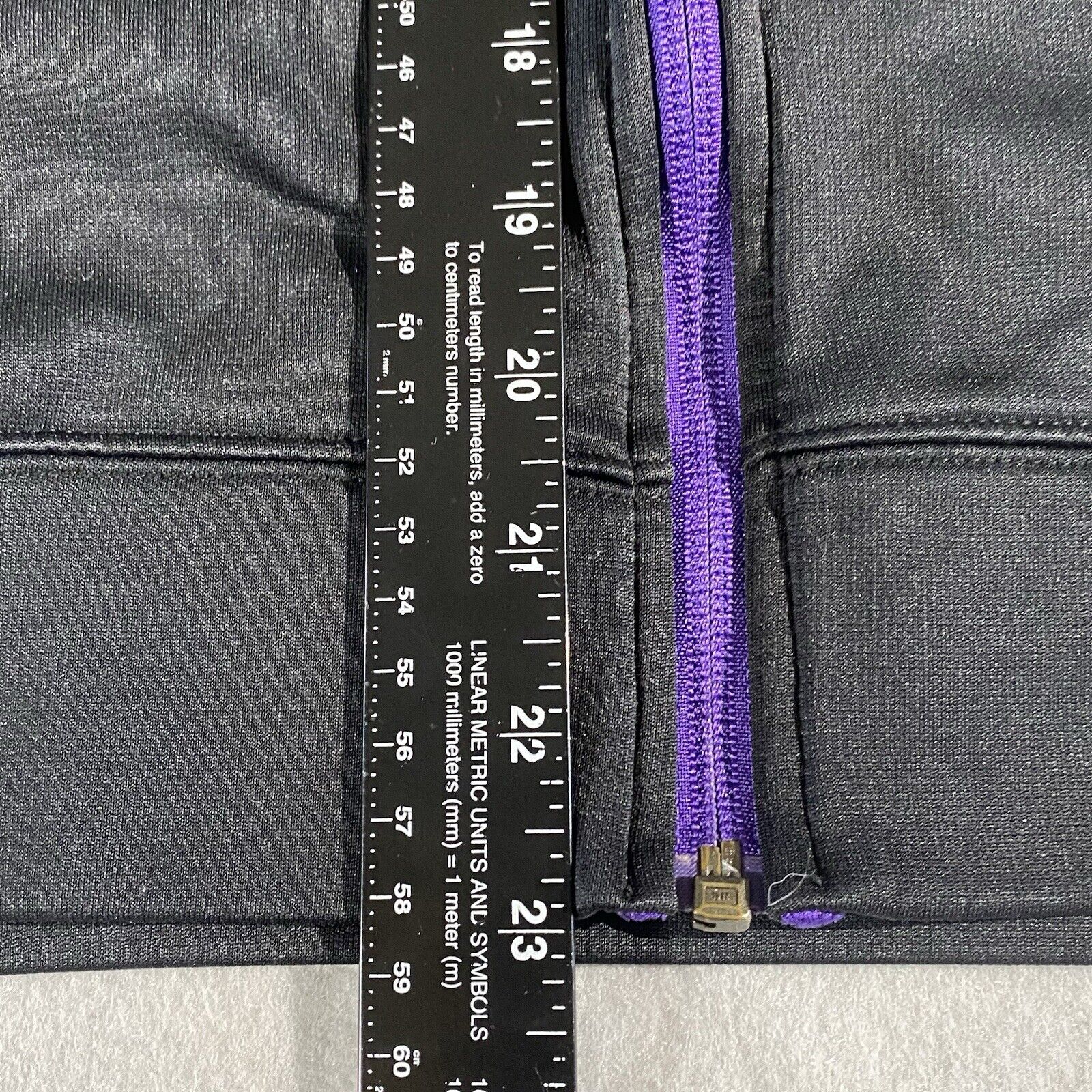 Foto 10 di 14