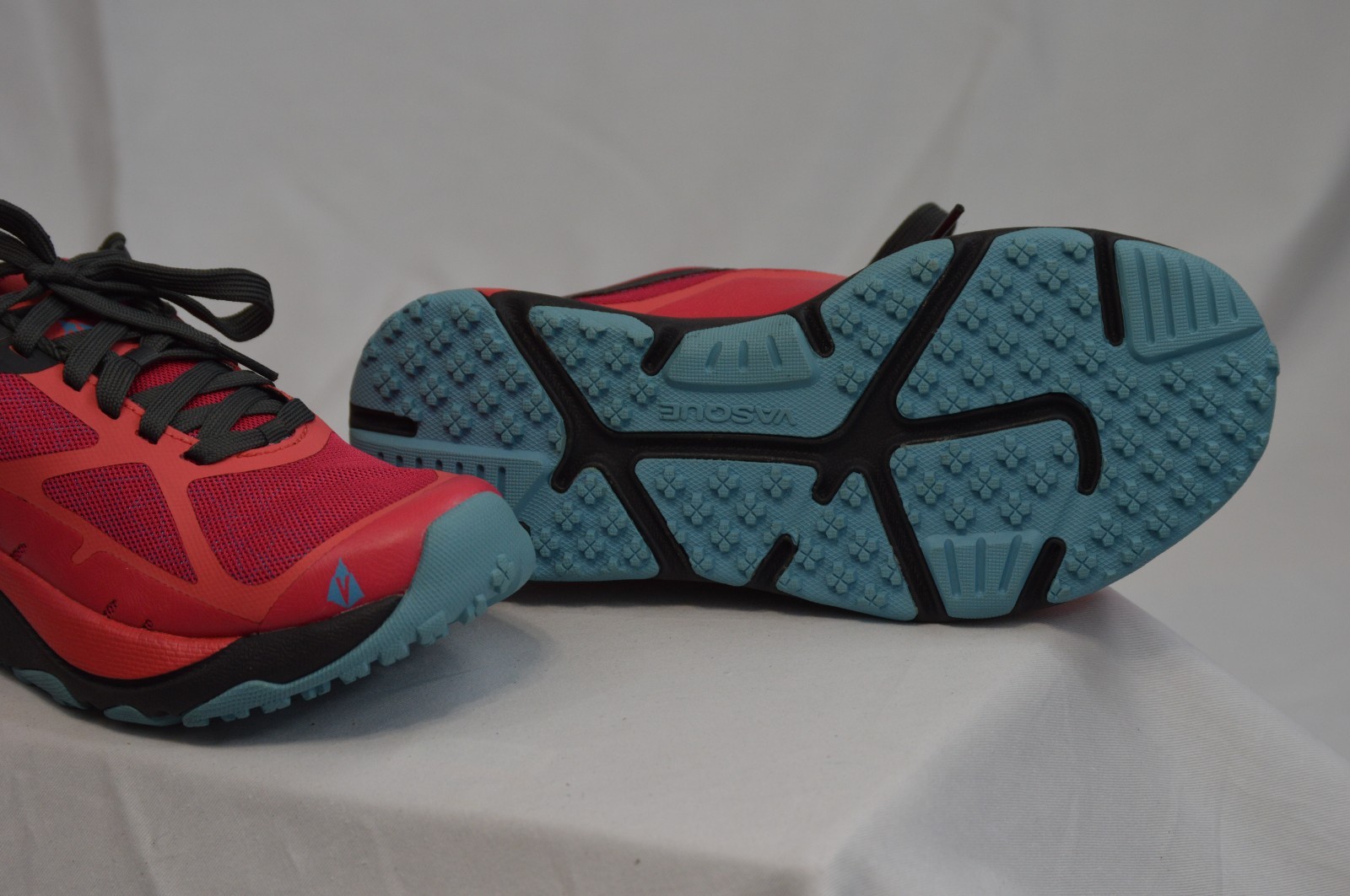 Vasque trailbender II para mujer Talla EE. 8 EE. Talla UU. Rogue Imán (VS18W-1) 49229c Vasque trailbender II para mujer Talla EE. 8 EE. Talla UU. Rogue Imán (VS18W-1) 49229c
