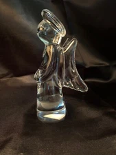 The Toscany Collection Over 24% Lead Crystal Glass Angel Figurine