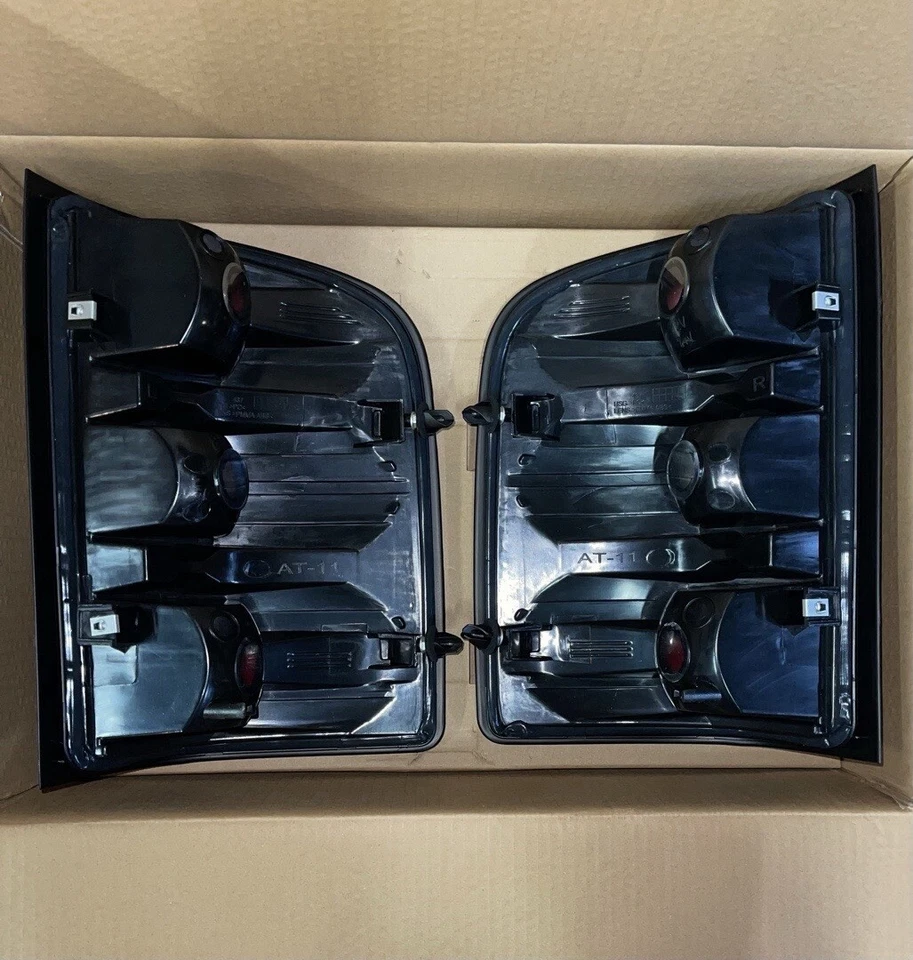 Luces traseras rojas Chevy Silverado 1500/500/3500 HD 2007-2014 OE  Foto 2 de 2