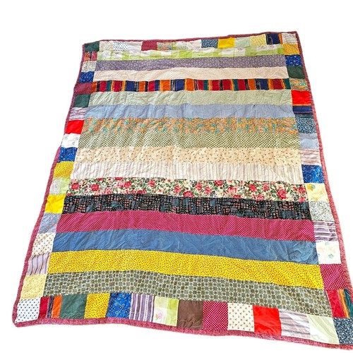 Vintage Handarbeit Patchwork Quilt Twin Full Coverlet Ditsy Floral 63" x 80" Retro