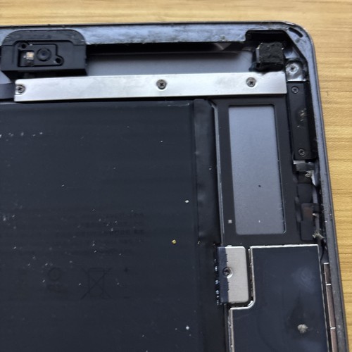 COMO ESTÁ Apple iPad 8va Generación 10.2" 32GB Gris espacial para piezas - Leer descripción - Imagen 5 de 24