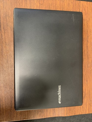 Emachines D 528 laptop. Intel Celeron. 4G RAM, NO HDD  FOR PARTS  - Picture 2 of 6