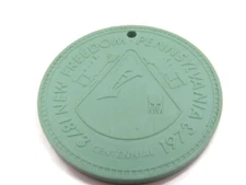 AICO American Insular Corp Pendant Advertising Vintage Leader in Plastics