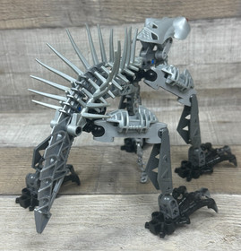 LEGO BIONICLE: Maxilos and Spinax (8924) Complete w/ Manual