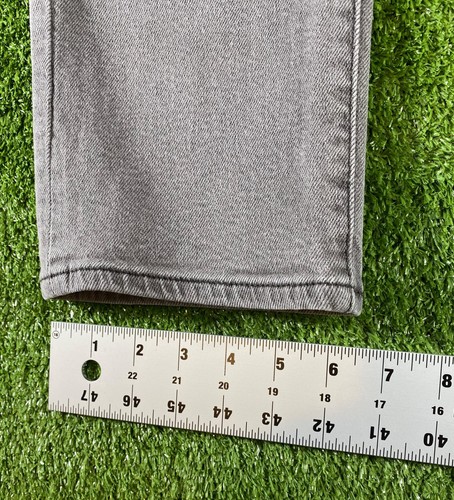 Levis Women's Size 26 Wedgie Straight Premium Jeans Grey High Rise Button Fly - Picture 9 of 12