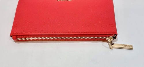 Bolso sin asas Dune London cartera texturizado rojo cierre de cremallera con identificación y tarjetero - Imagen 7 de 9