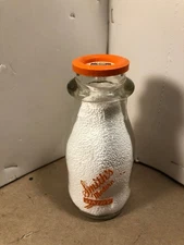 Smith's Modern Dairy half pint milk bottle, Palmyra, PA Lebanon County