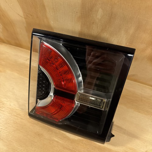 2015 2016 2017 LAND ROVER DISCOVERY INNER TAIL LIGHT LEFT LH DRIVER SIDE OEM - Foto 2 di 11