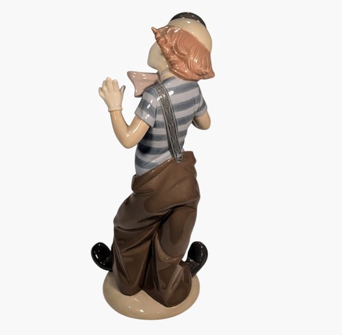 Lladro Salvador Debon Sculptor "Clown With Alarm Clock" Porcelain Figurine 5056 - Picture 3 of 16