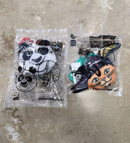 2025 Burger King DreamWorks Kung Fu Panda Po And Puss In Boots New Sealed - Picture 2 of 2