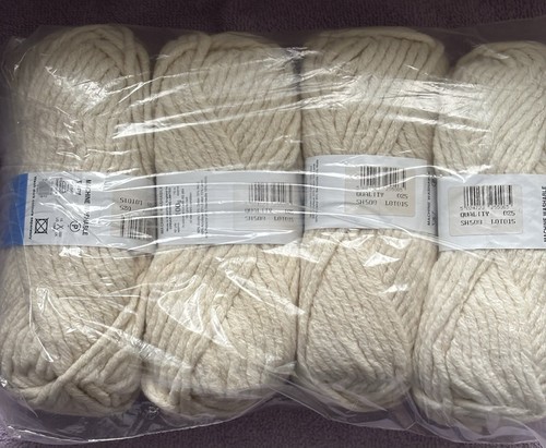Sirdar Yarn Denim Ultra Yarn 4x100g Cream 60 % Acrylic 25% Cotton 15% Wool - Picture 4 of 6