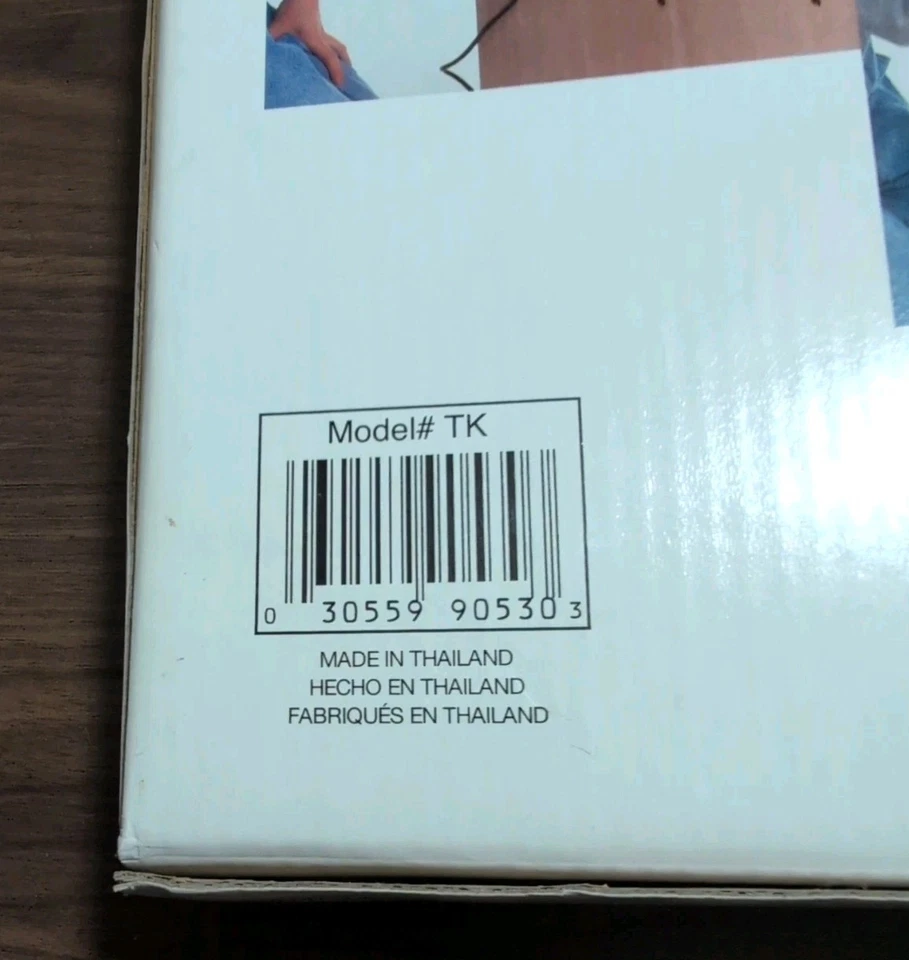 PERFECT PET TubbyKat Door w/4 Way Lock & Lexan Flap For Cats Up To 25lbs.  - Image 4 of 4