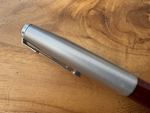 Pluma Estilográfica Parker 51 Lustroloy Cap Borgoña CT - Plumín Ancho - Imagen 17 de 19