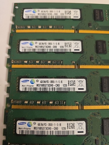 16GB (4 X 4GB) Samsung 4GB DDR3-1600 DIMM M378B5273CH0-CK0 Desktop RAM Memory - Picture 2 of 2