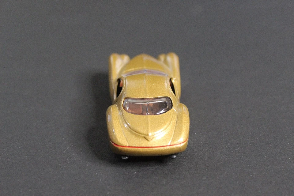Matchbox Chrysler Atlantic 1937 1:64 Gold Diecast Model Car - Image 4 of 4