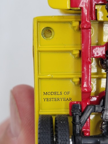 MATCHBOX - 1:43 Diecast - 1948 GMC COE DELIVERY TRUCK "COCA-COLA" - ©1998 No Box - Picture 8 of 11