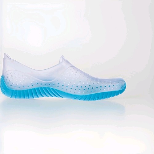 Cressi Blue Water Shoes Size 7.5/8.5 Kids UK Protective Footwear for the Beach - Picture 2 of 3