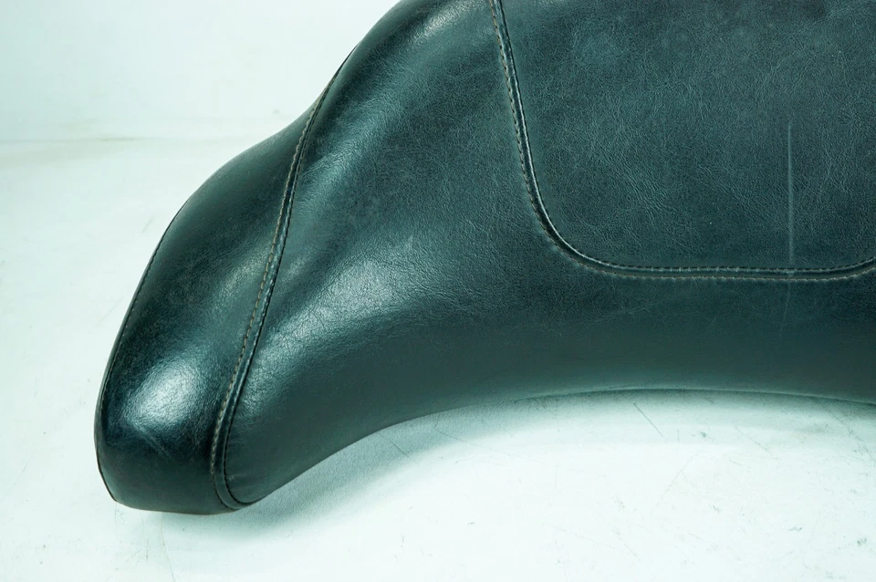 Respaldo de pasajero Harley Electra Classic Touring 90 con cubierta de tapa Tourpak 1348 Foto 4 de 4