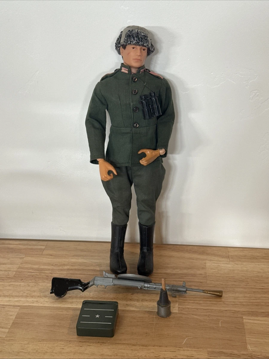 Hasbro Soldier Military & Adventure Soldiers of the World Action