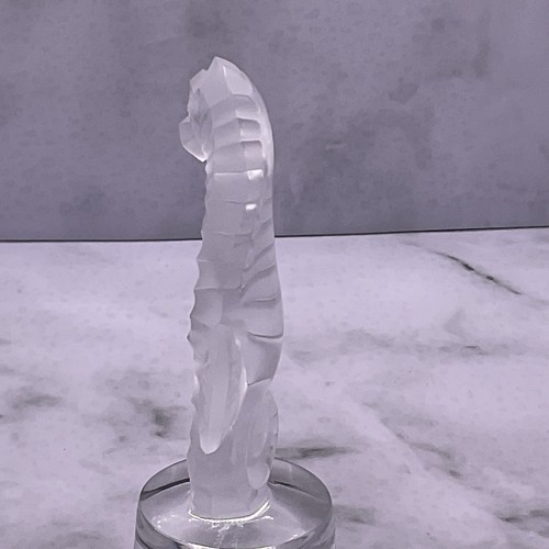 LALIQUE Seahorse Clear Crystal Art Glass Figurine, Stunning Luxury Home Piece. - Picture 11 of 24